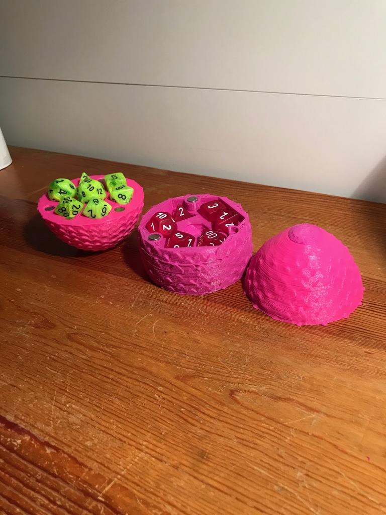 Hộp Đựng Xúc Xắc Hình Trứng Rồng