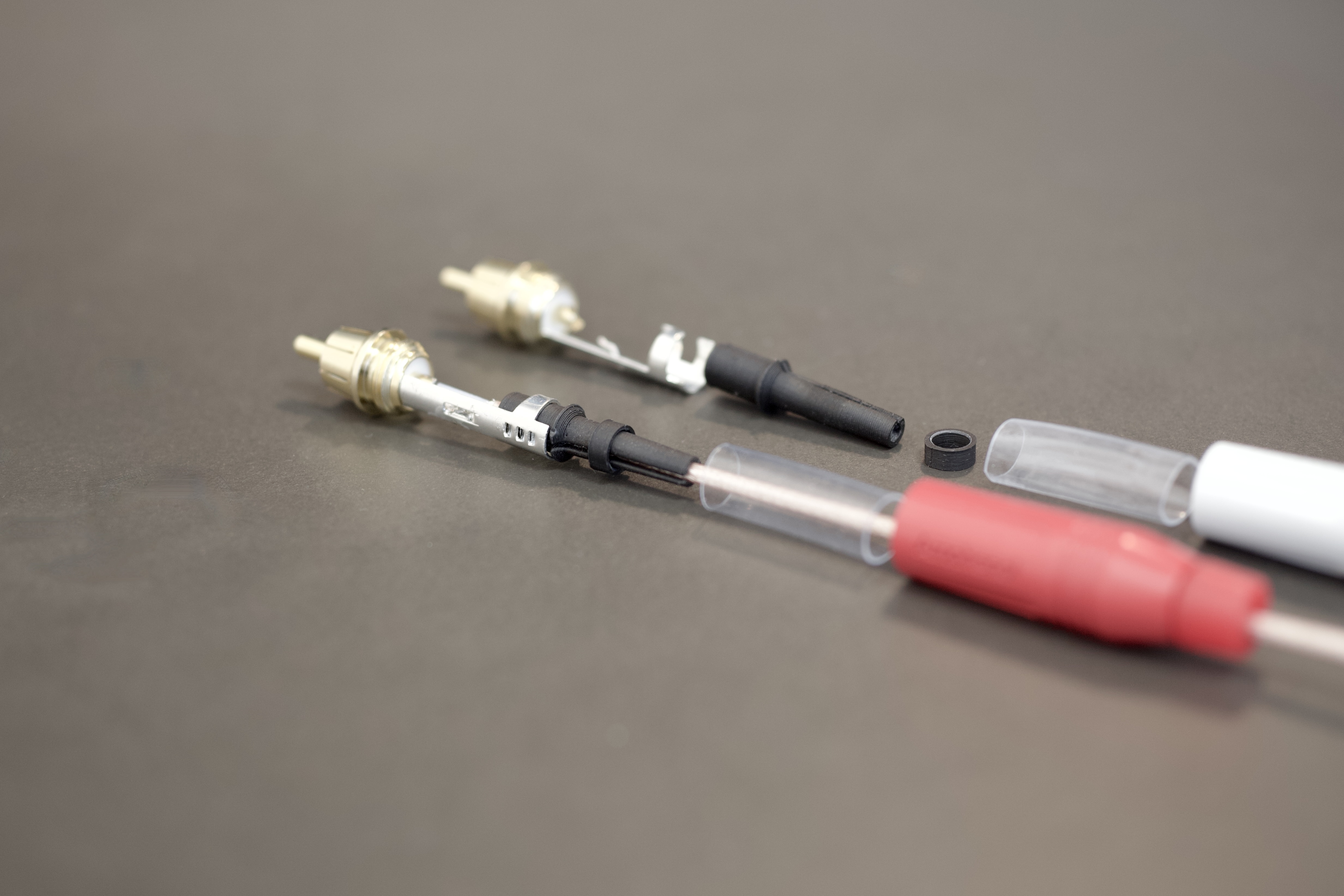 Giảm Căng Thẳng Cho Phích Cắm Amphenol ACPR-BLK