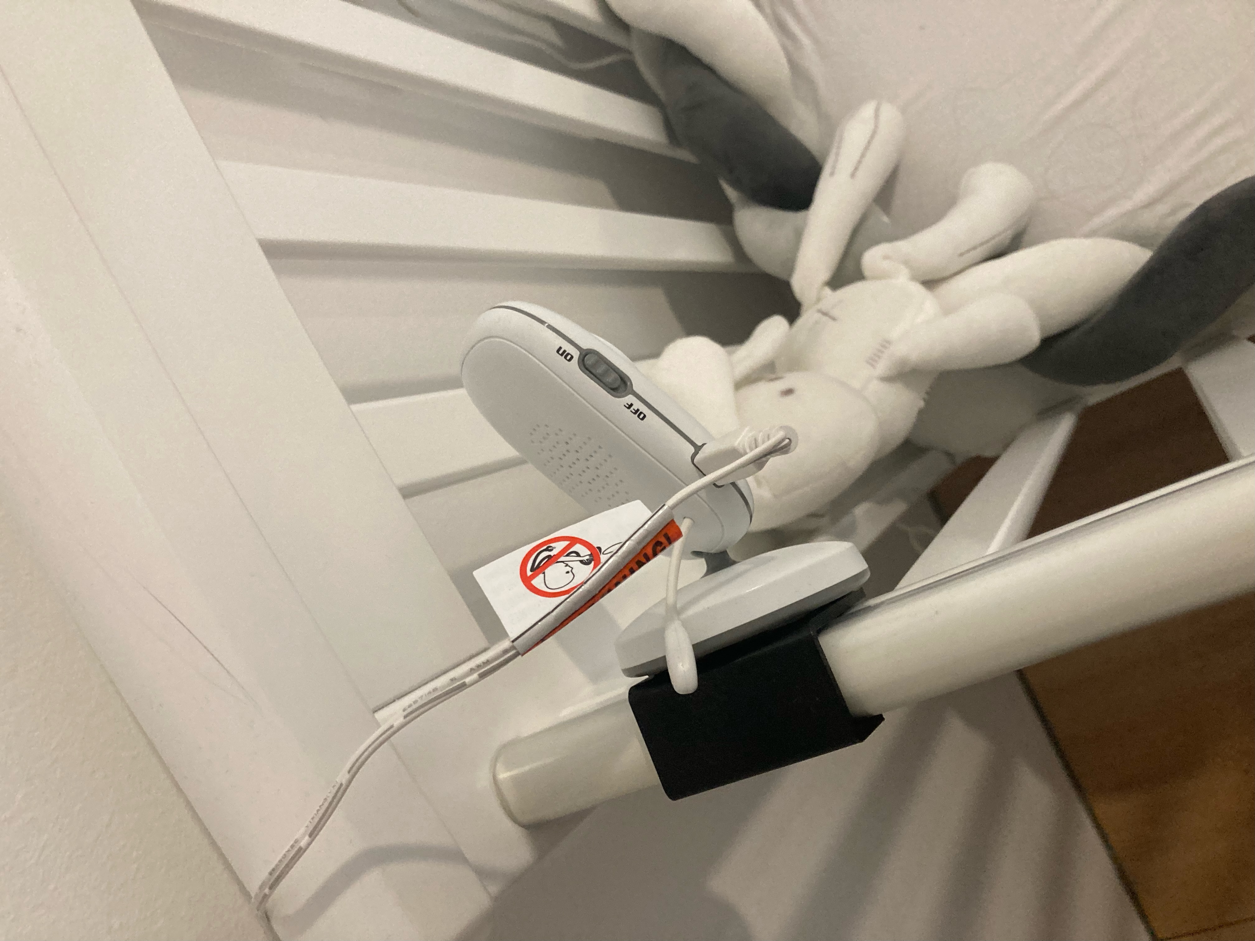 Giá đỡ camera cho bé (Baby cam mount)