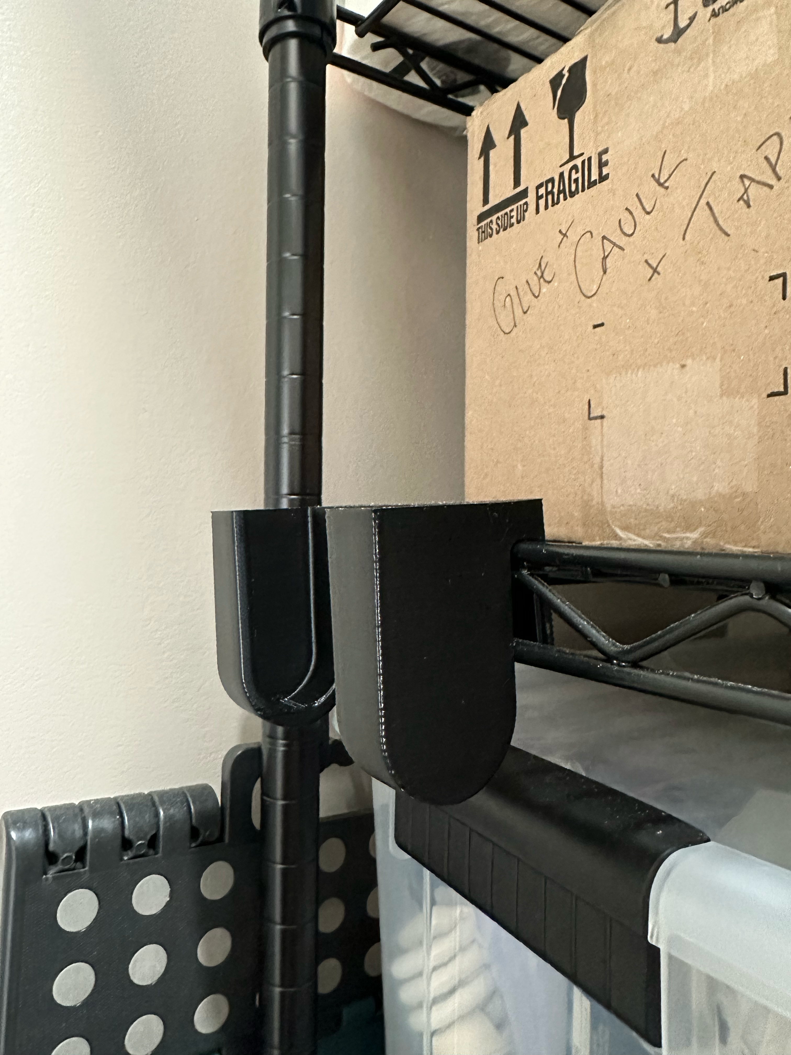 Móc Treo Dyson V11 Lên Kệ