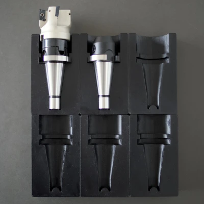 Hộp Đựng Dao Cụ SK30 DIN2080 Trên Thảm Hoffmann GridLine