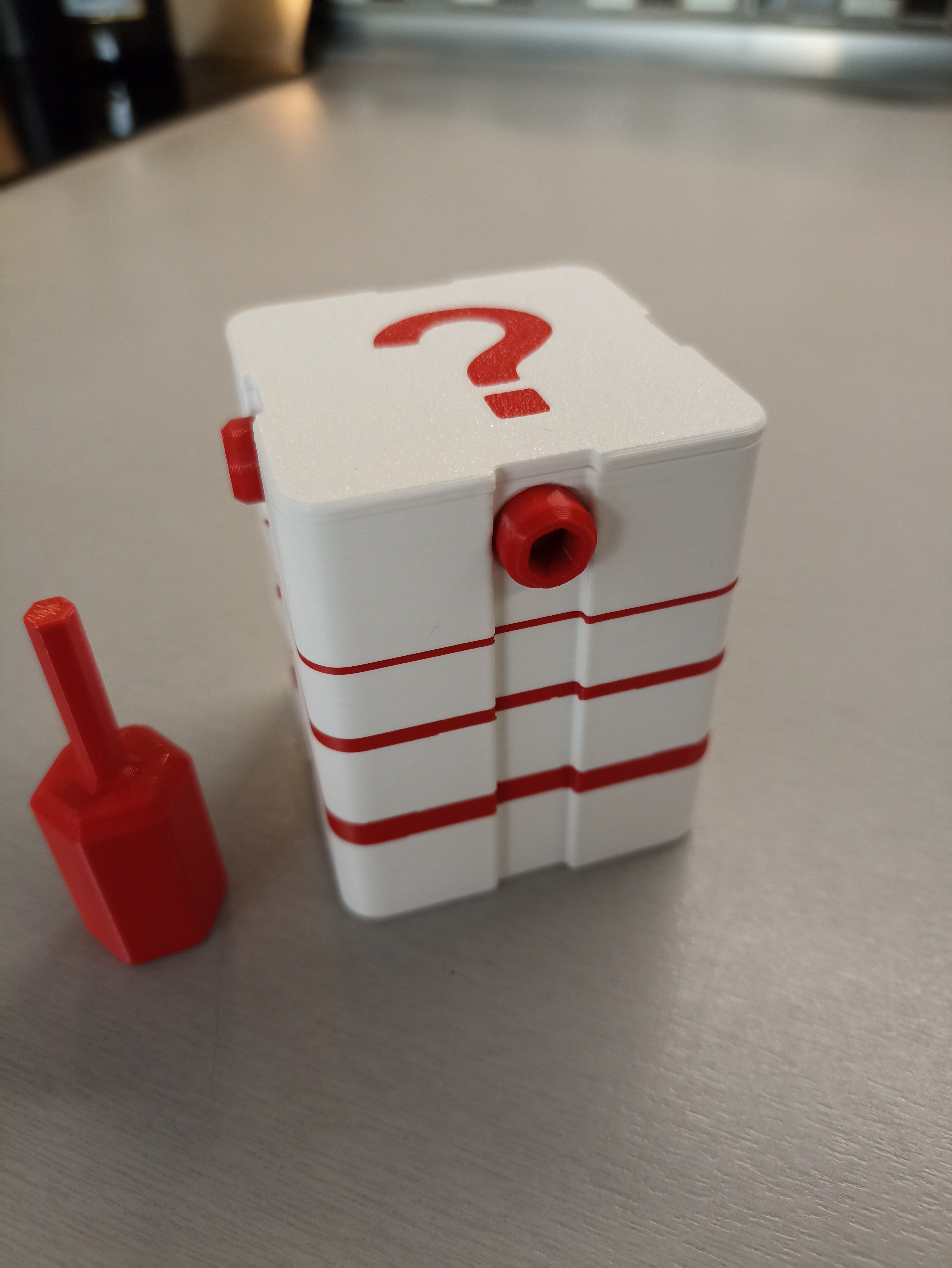 Hộp Quà Nhỏ Cho Những Bất Ngờ