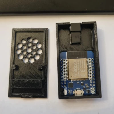 Hộp D1 Mini Esp32 có khe cắm LED