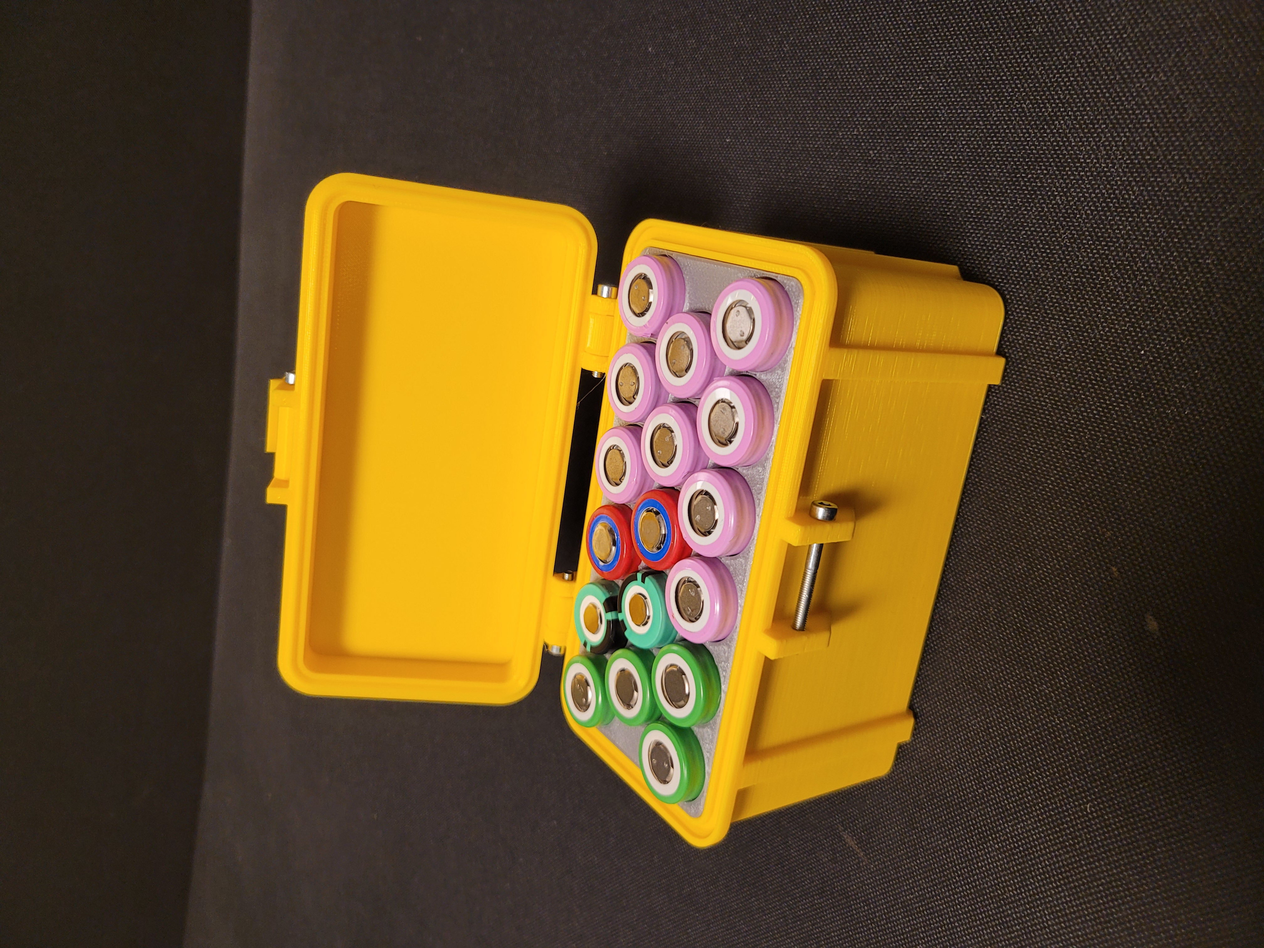 Hộp đựng pin 18650 cứng cáp 17 pin