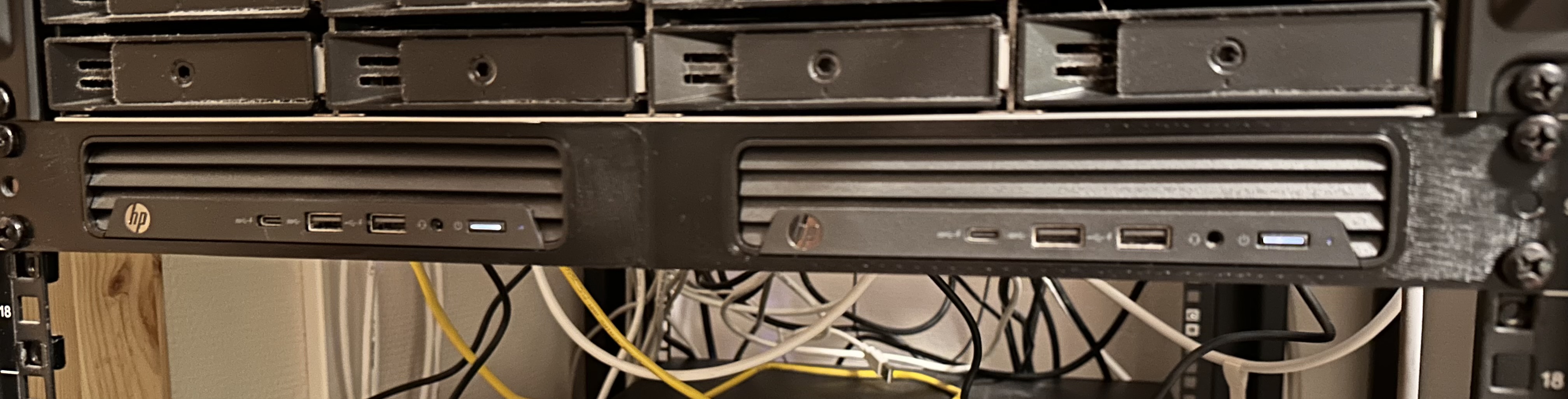 Kệ Mini PC cho Rack 1U