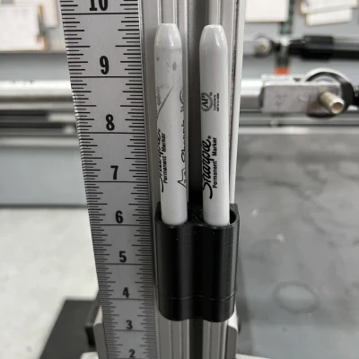 Kệ Đựng Bút Marker 8020