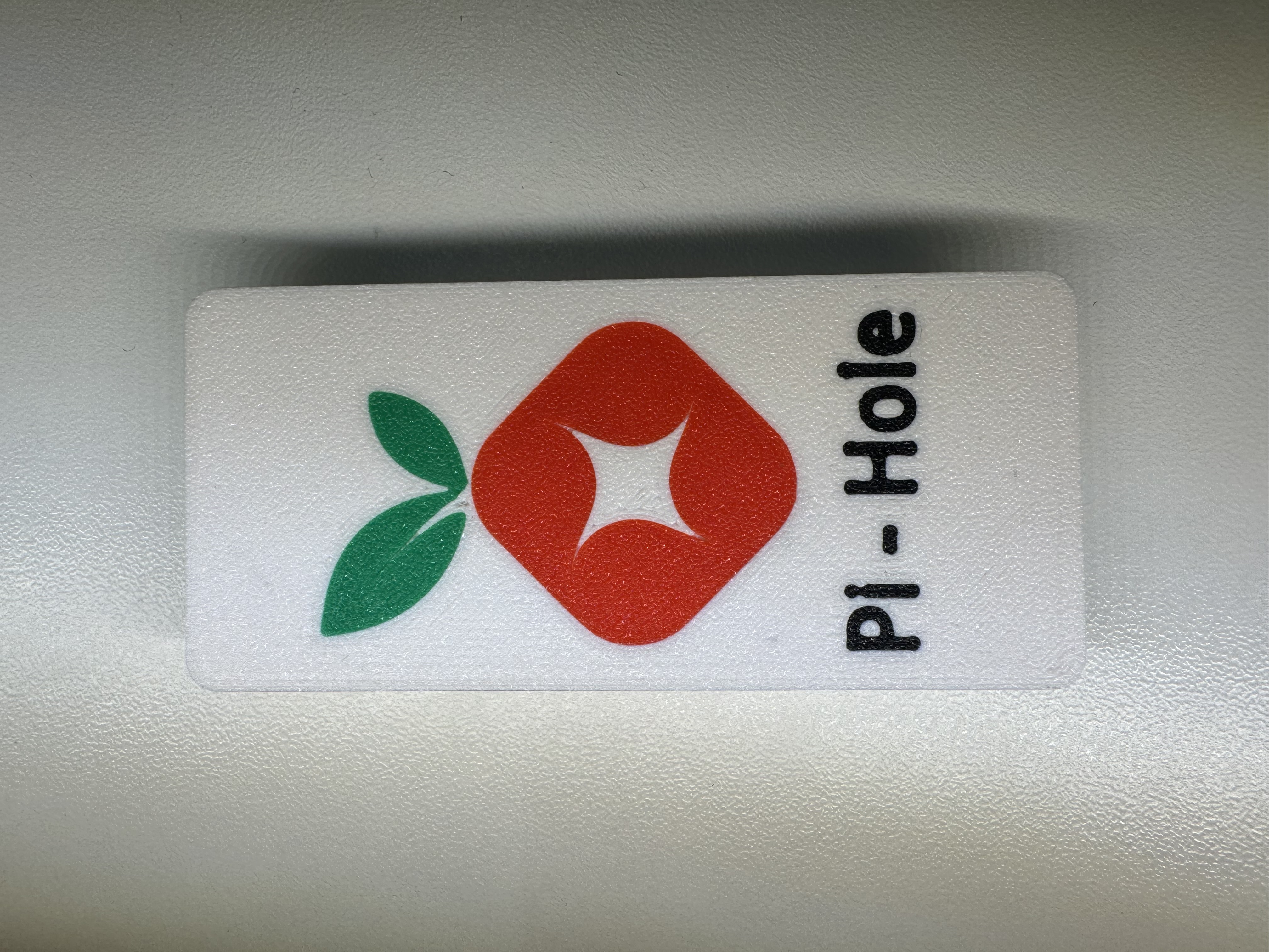 Vỏ Raspberry Pi Zero mỏng dính kèm Logo Pi-Hole