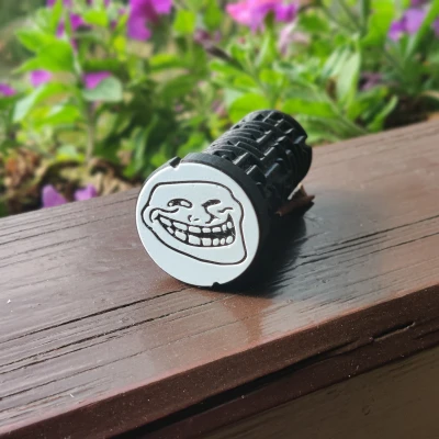 Hộp Đố Mê Cung Búp Bê Nga Trollface tùy chỉnh văn bản