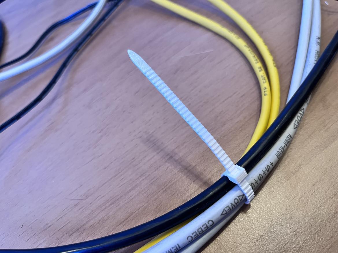 Dây Buộc Cáp Đa Năng