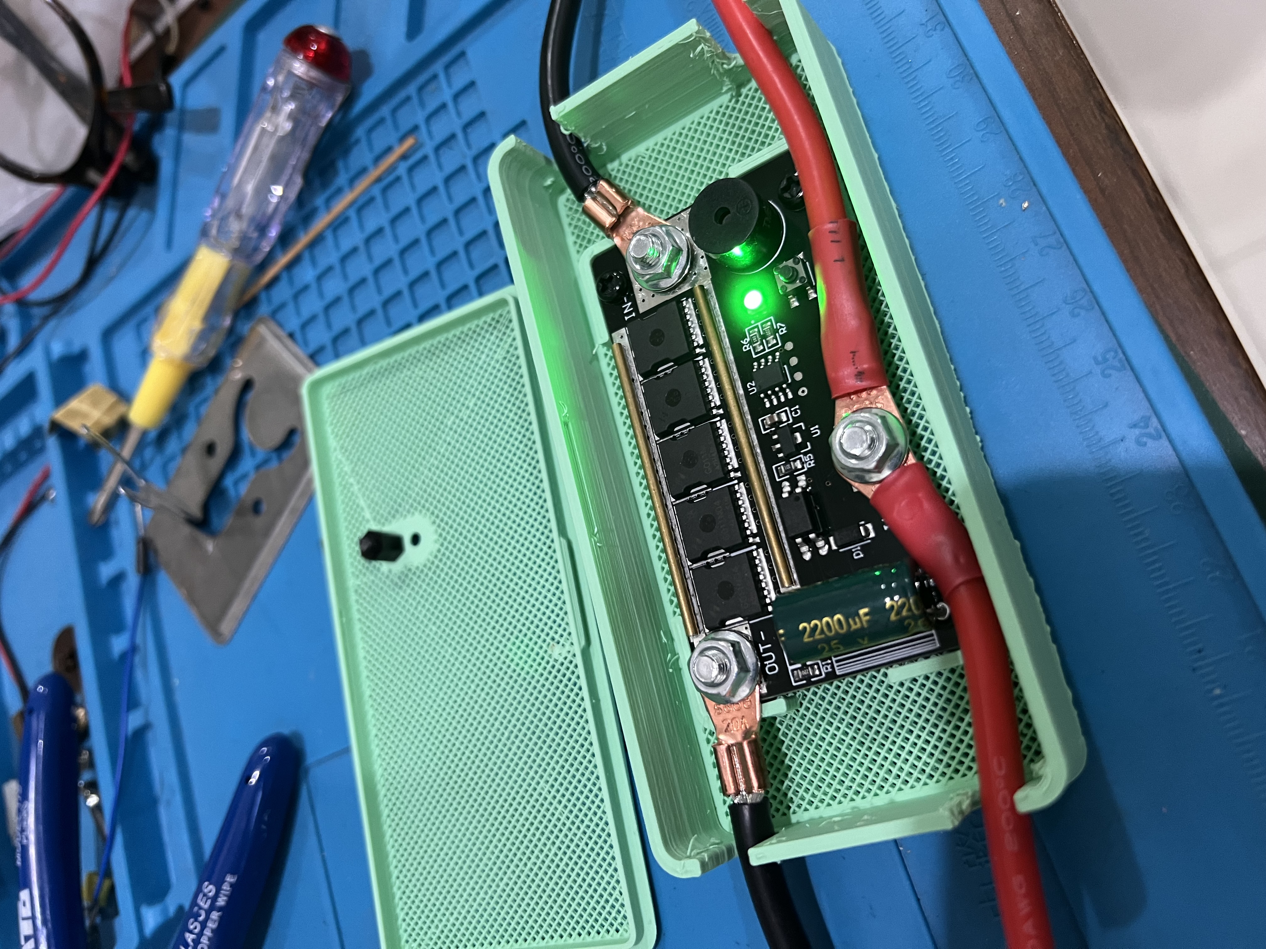 Vỏ Hộp Cho Máy Hàn Điểm Mini