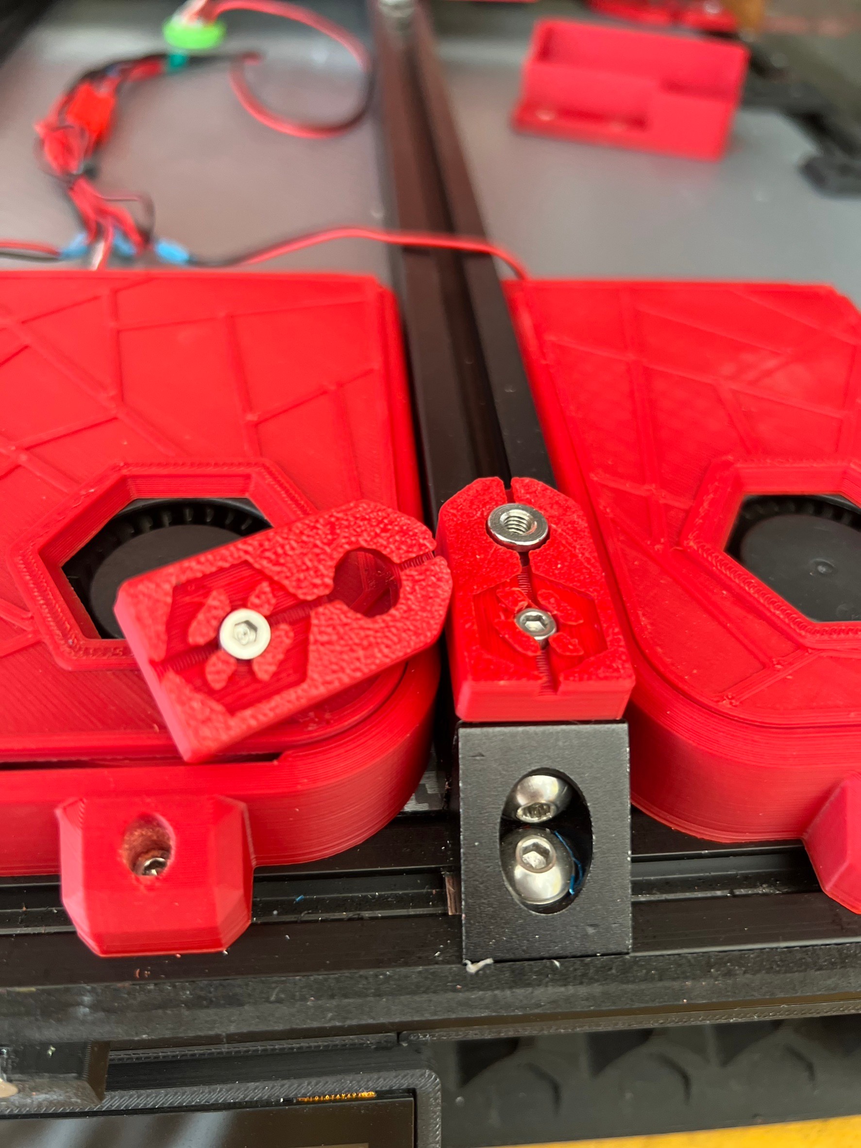 Giá đỡ đai ốc đế cho Voron