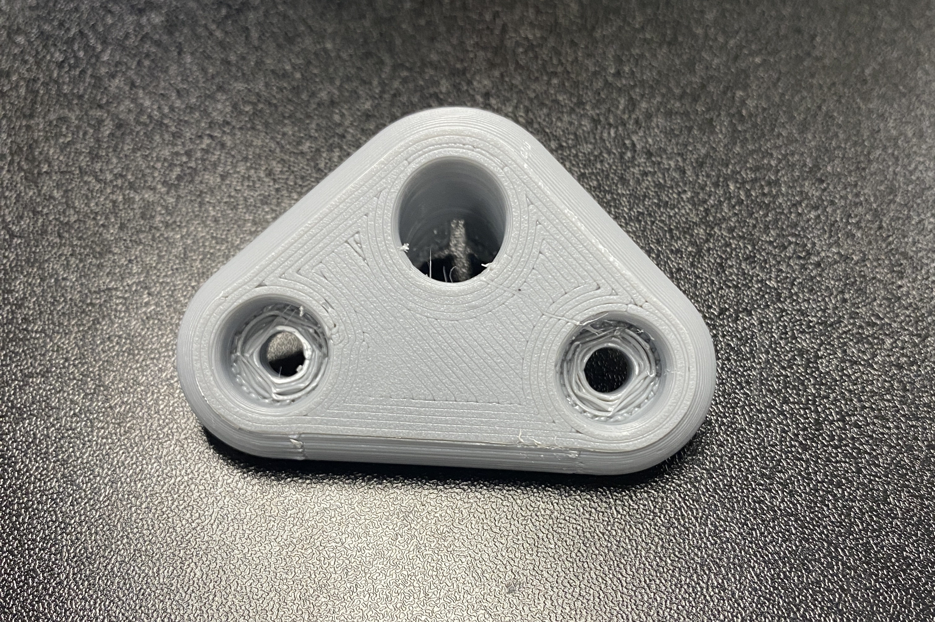 Chốt Giữ Kính Che Nắng Xe Subaru