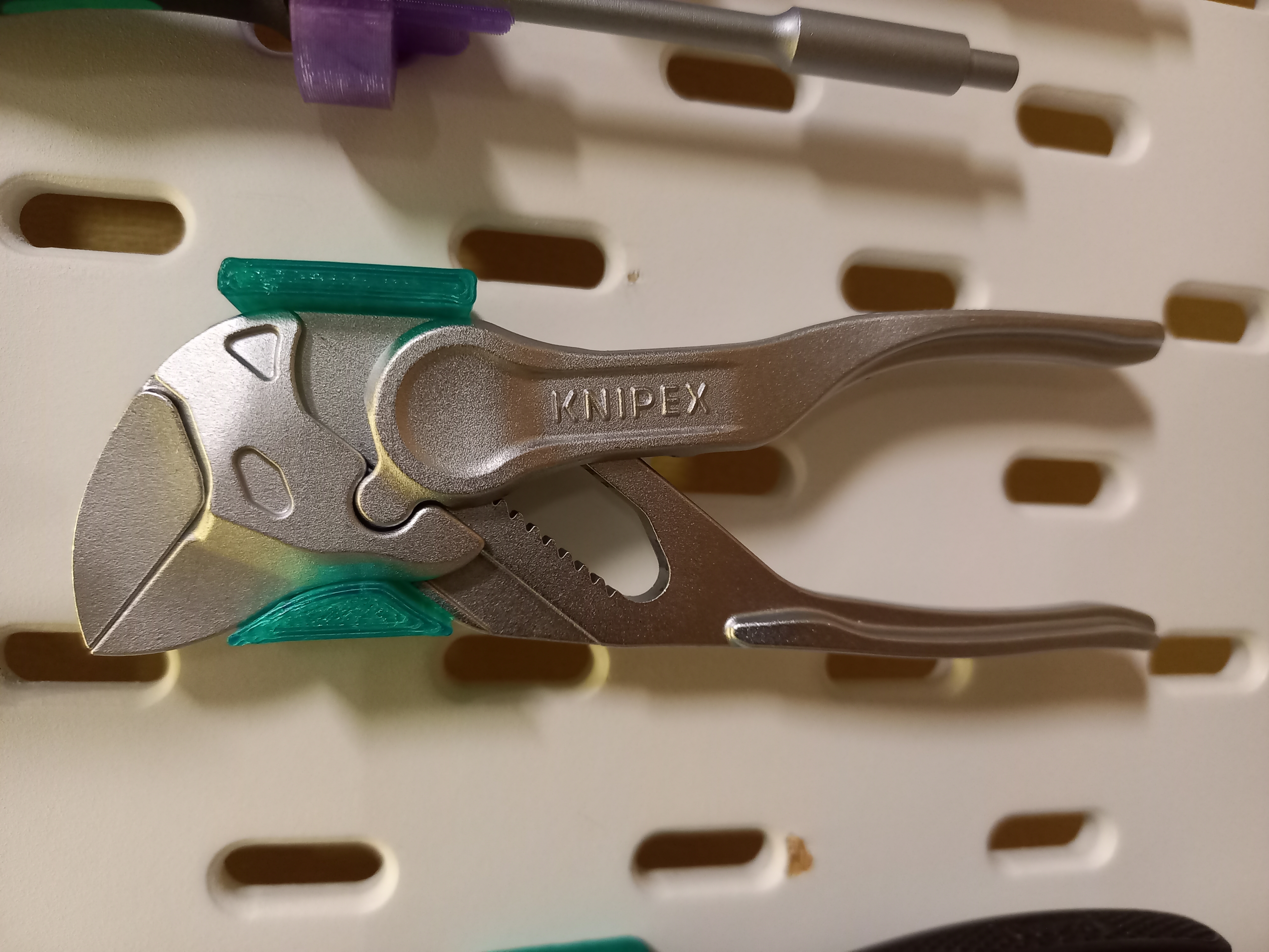 Giá đỡ kìm Knipex Pleirs Wrench XS holder 86 04 100 cho Skadis