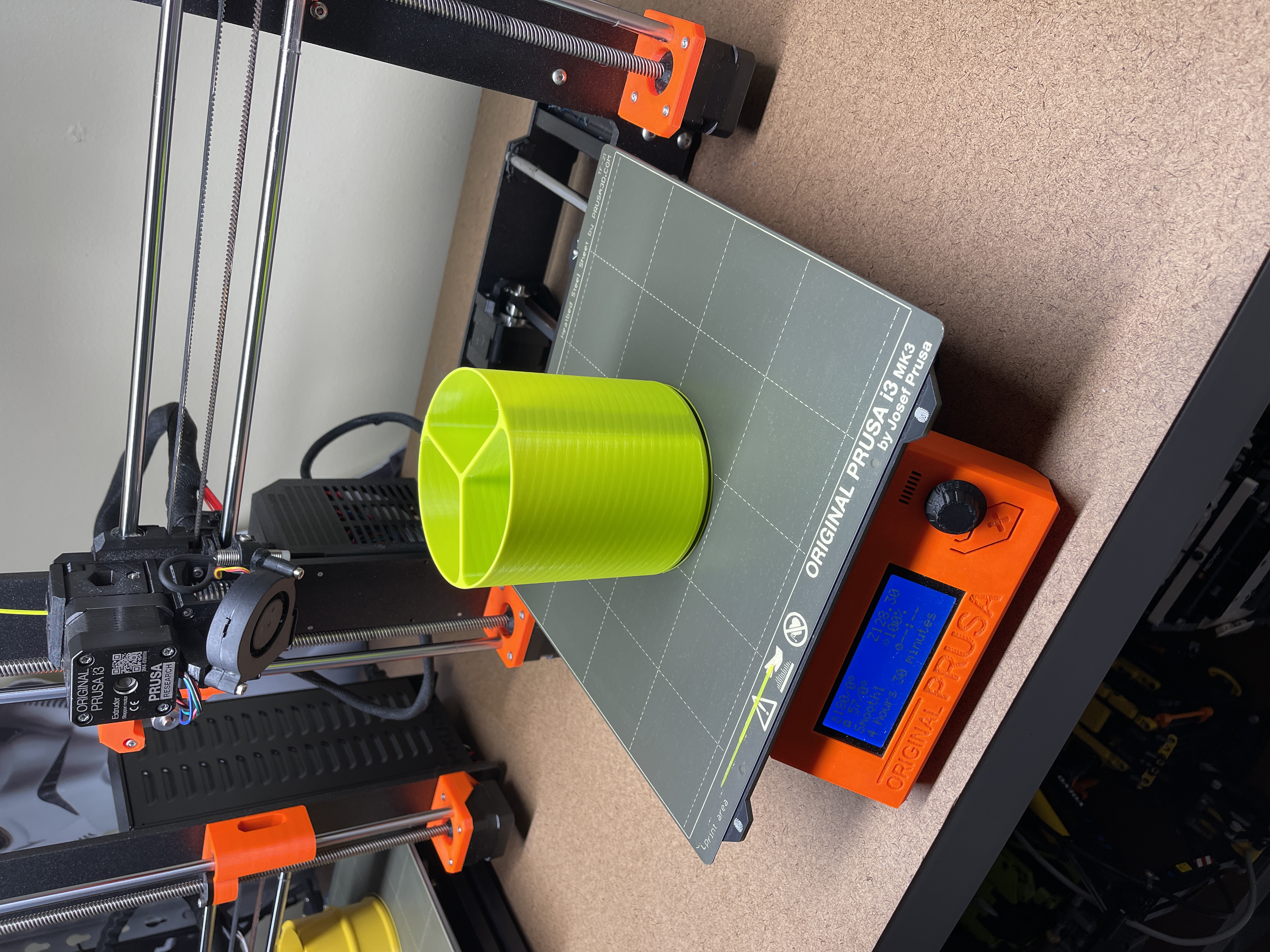 Thùng Sơn "Rớt Giọt" Có Bộ Chia Tùy Chọn