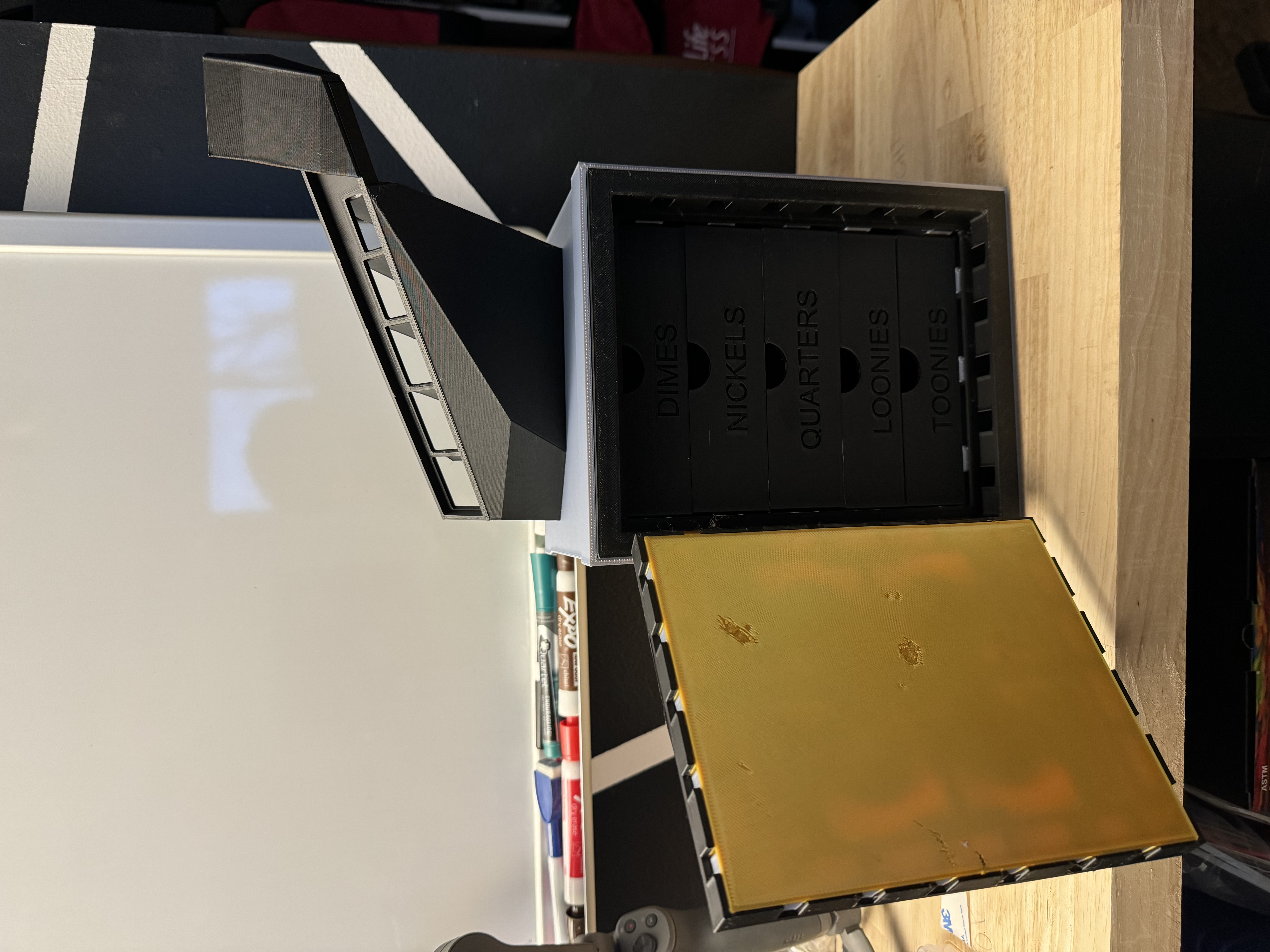 Hộp Chứa Tiền Xu Phân Loại CAD