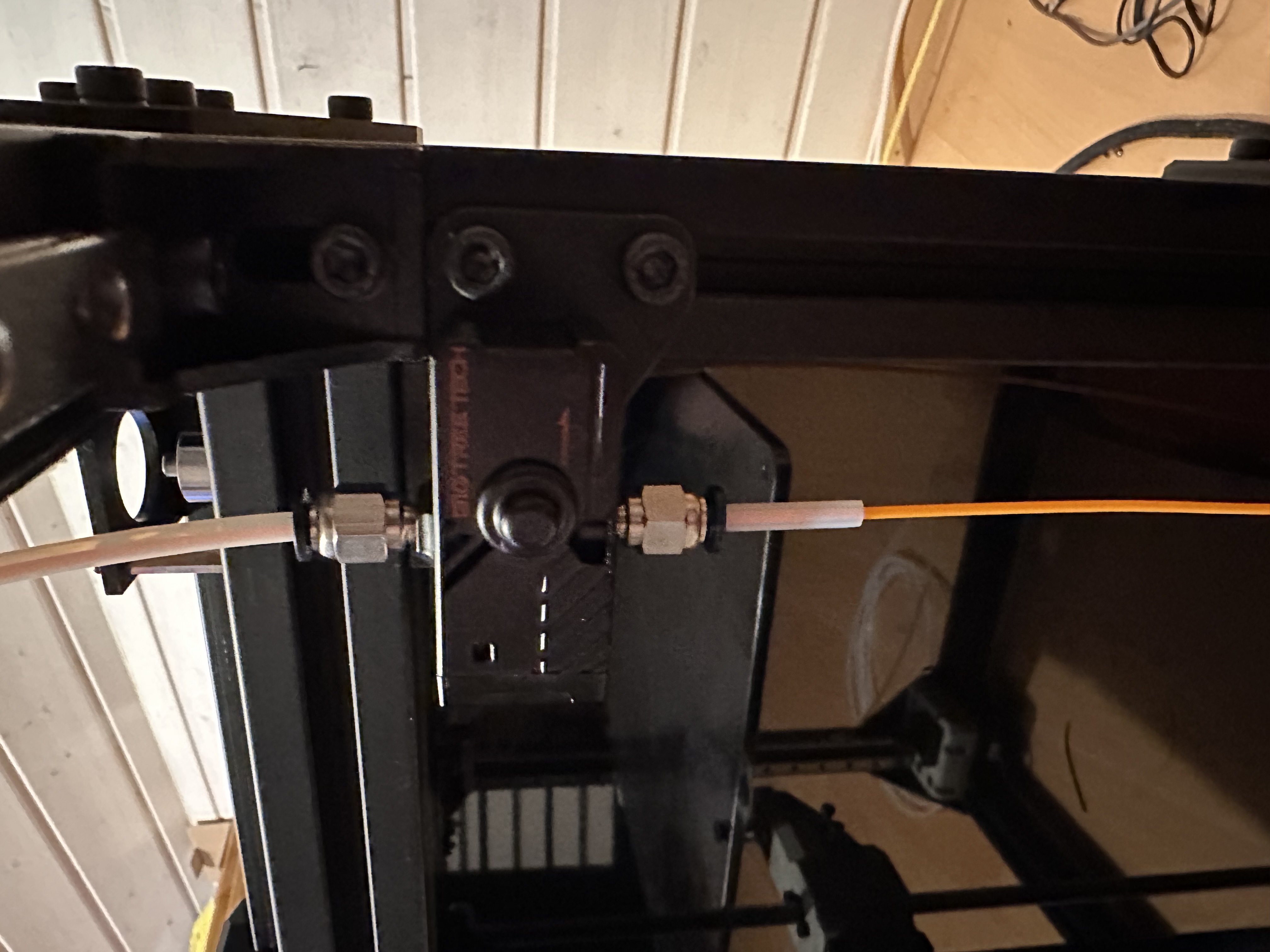 Giá đỡ Cảm biến Filament BTT SFS V2 cho V-Core 3.1 hoặc thanh nhôm 3030