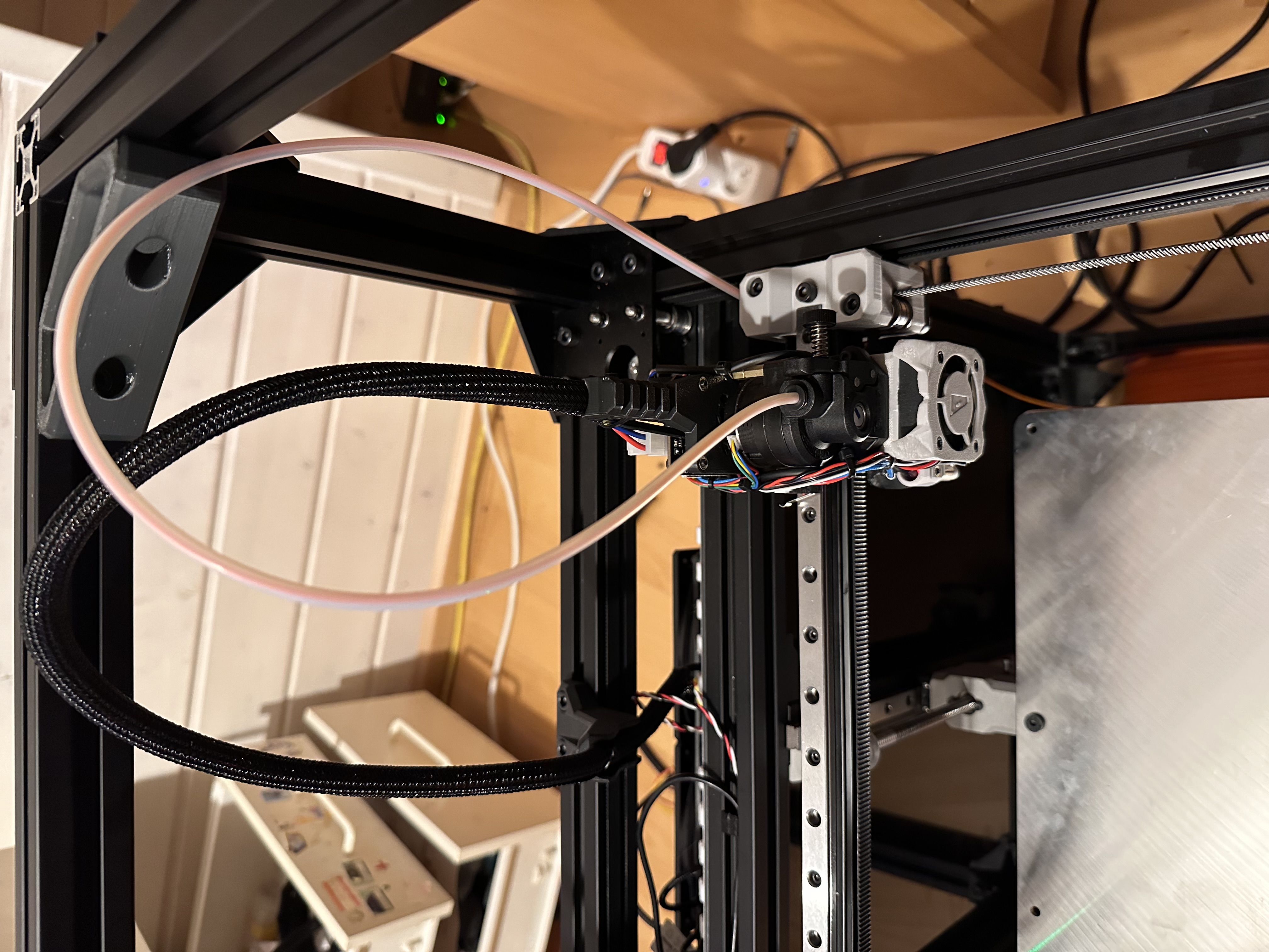 Giá đỡ Cảm biến Filament BTT SFS V2 cho V-Core 3.1 hoặc thanh nhôm 3030