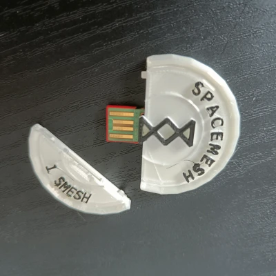 Đồng Xu USB Spacemesh
