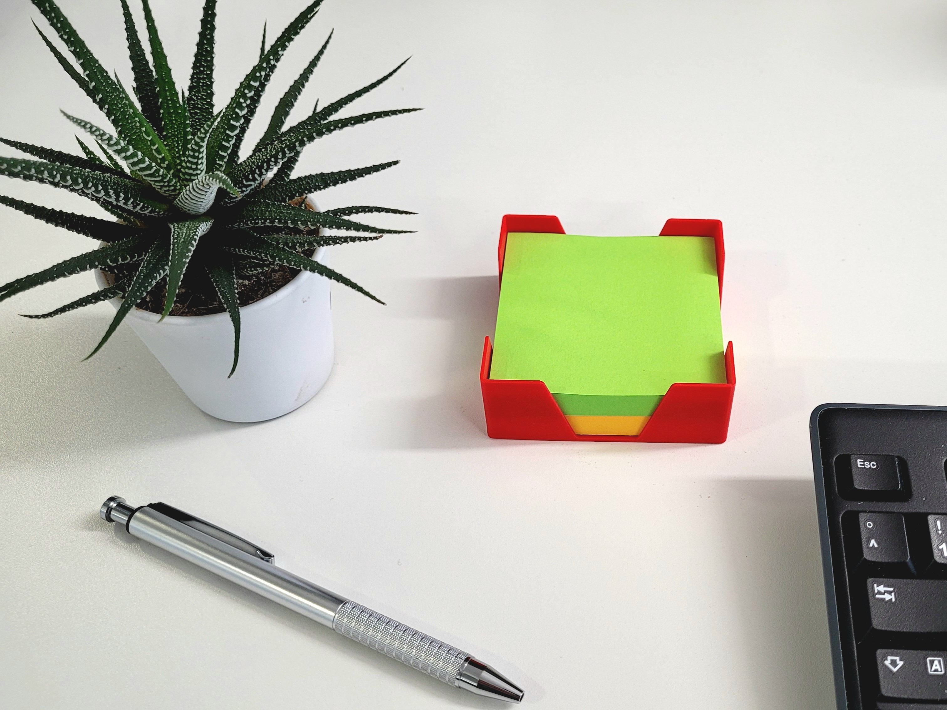 Thêm một cái đế giữ giấy Post-it đơn giản nữa