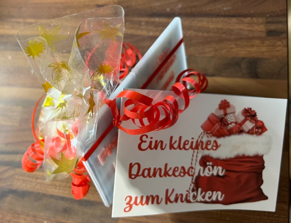 Thẻ Giáng Sinh Tặng Tiền / Christmas card with banknote