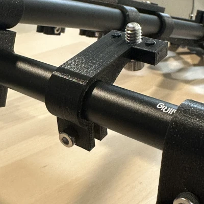 Giá đỡ màn hình cho thanh ray