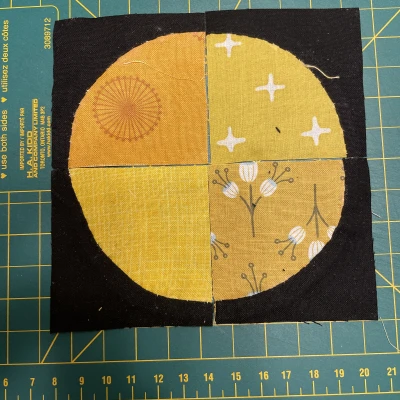 Khuôn Cắt Vải Khối "Drunkard's Path"