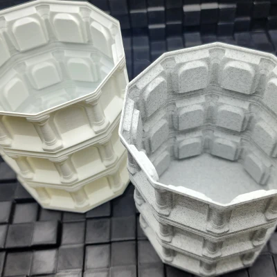 Chậu Hoa Vòm Kiểu Gothic Xoắn Ốc