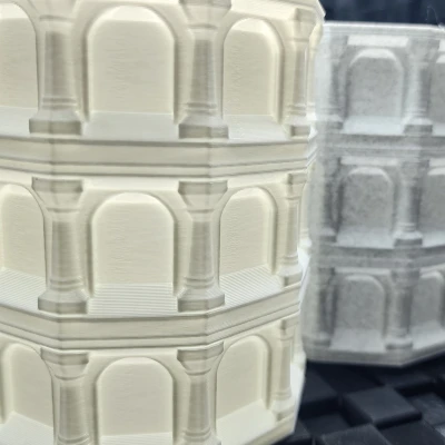 Chậu Hoa Vòm Kiểu Gothic Xoắn Ốc