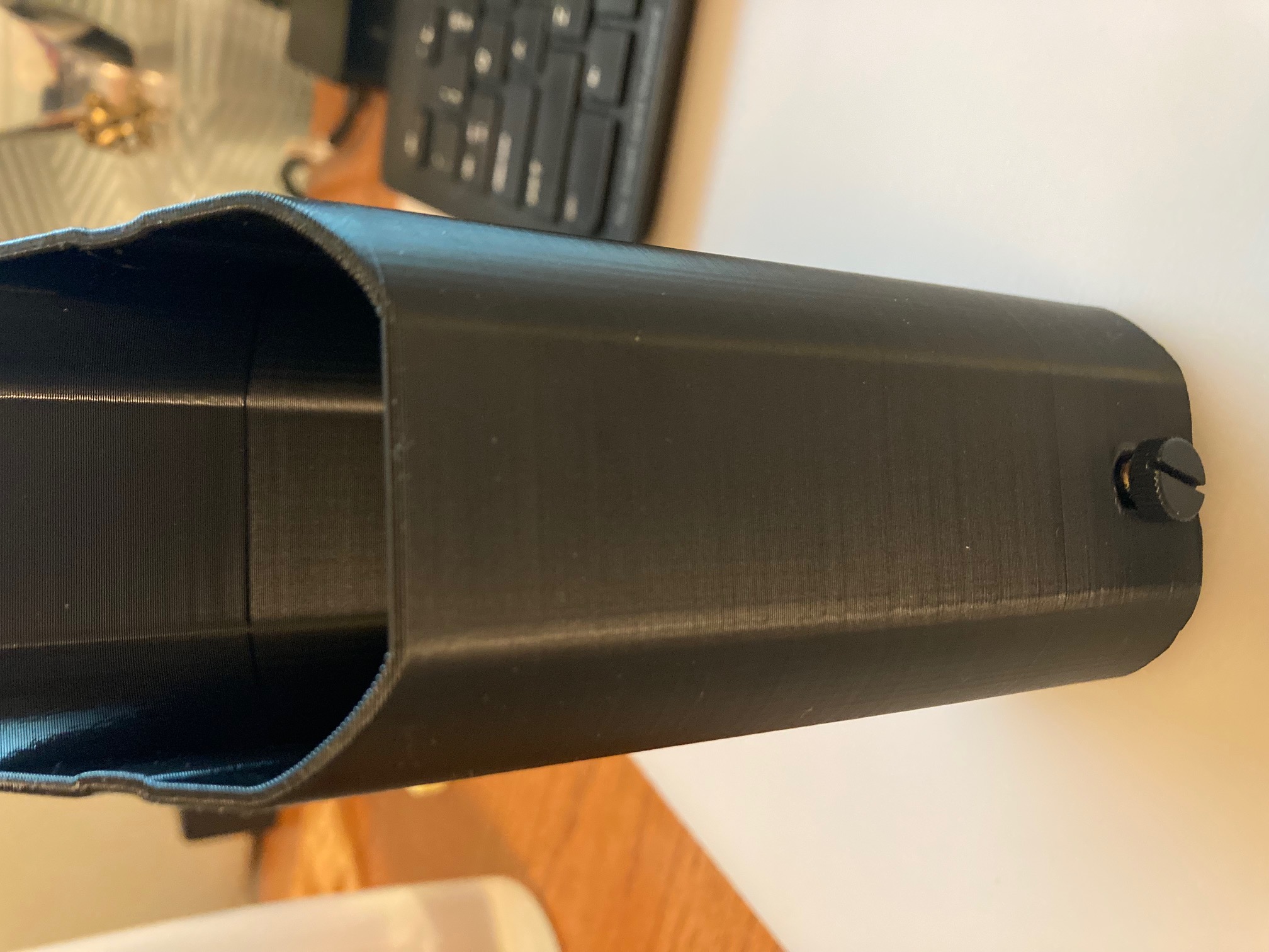 Chụp Chống Chói Kéo Dài Cho Đèn VOLT Lusitano