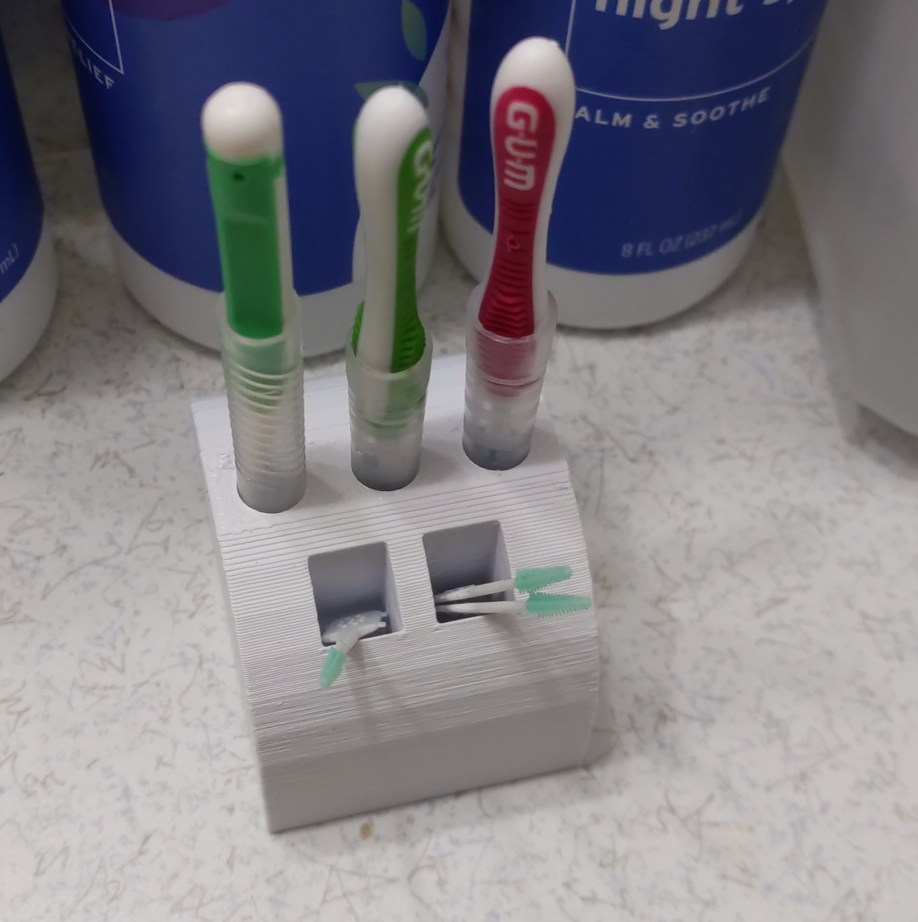 Dụng Cụ Giữ Tăm Xỉa Răng