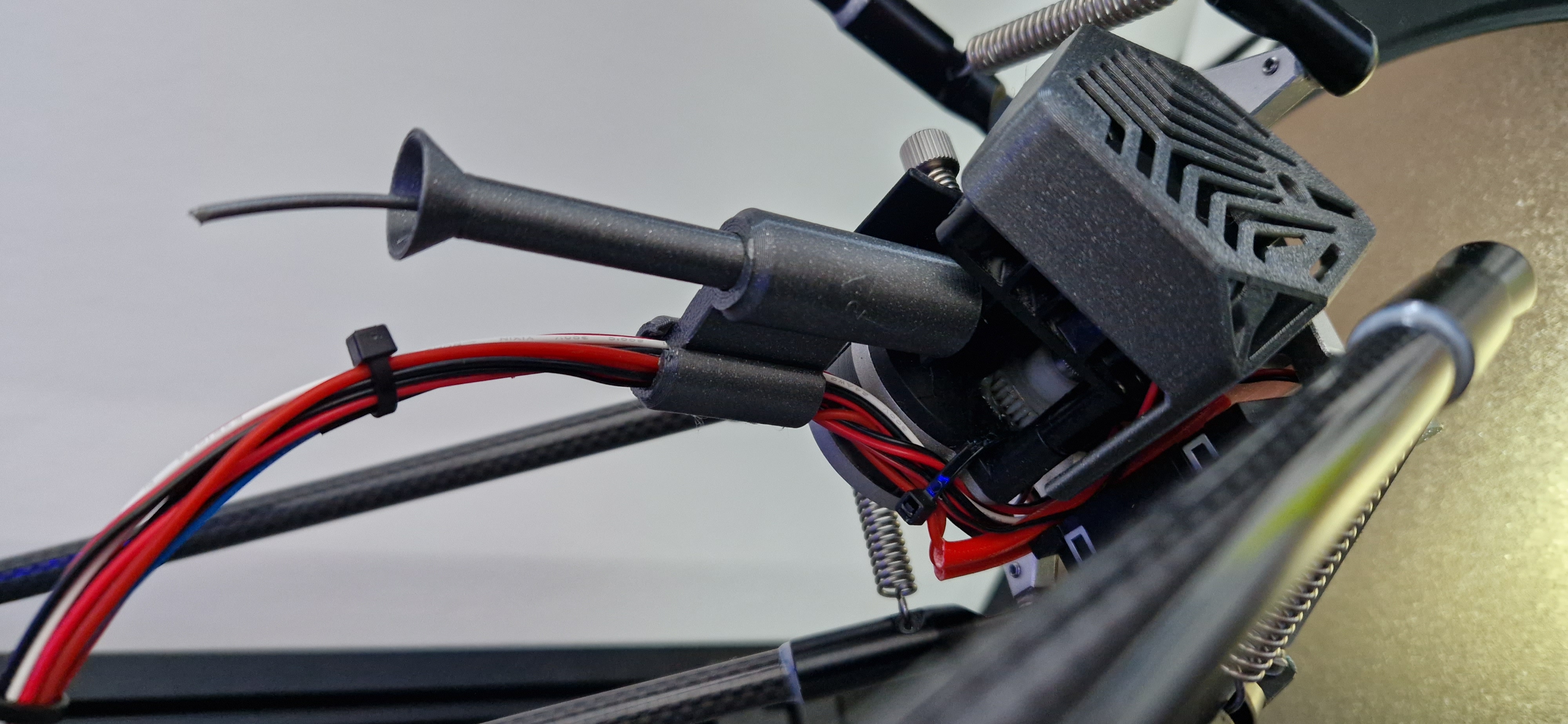 Giá đỡ ống dây tóc và cáp cho FLSUN V400