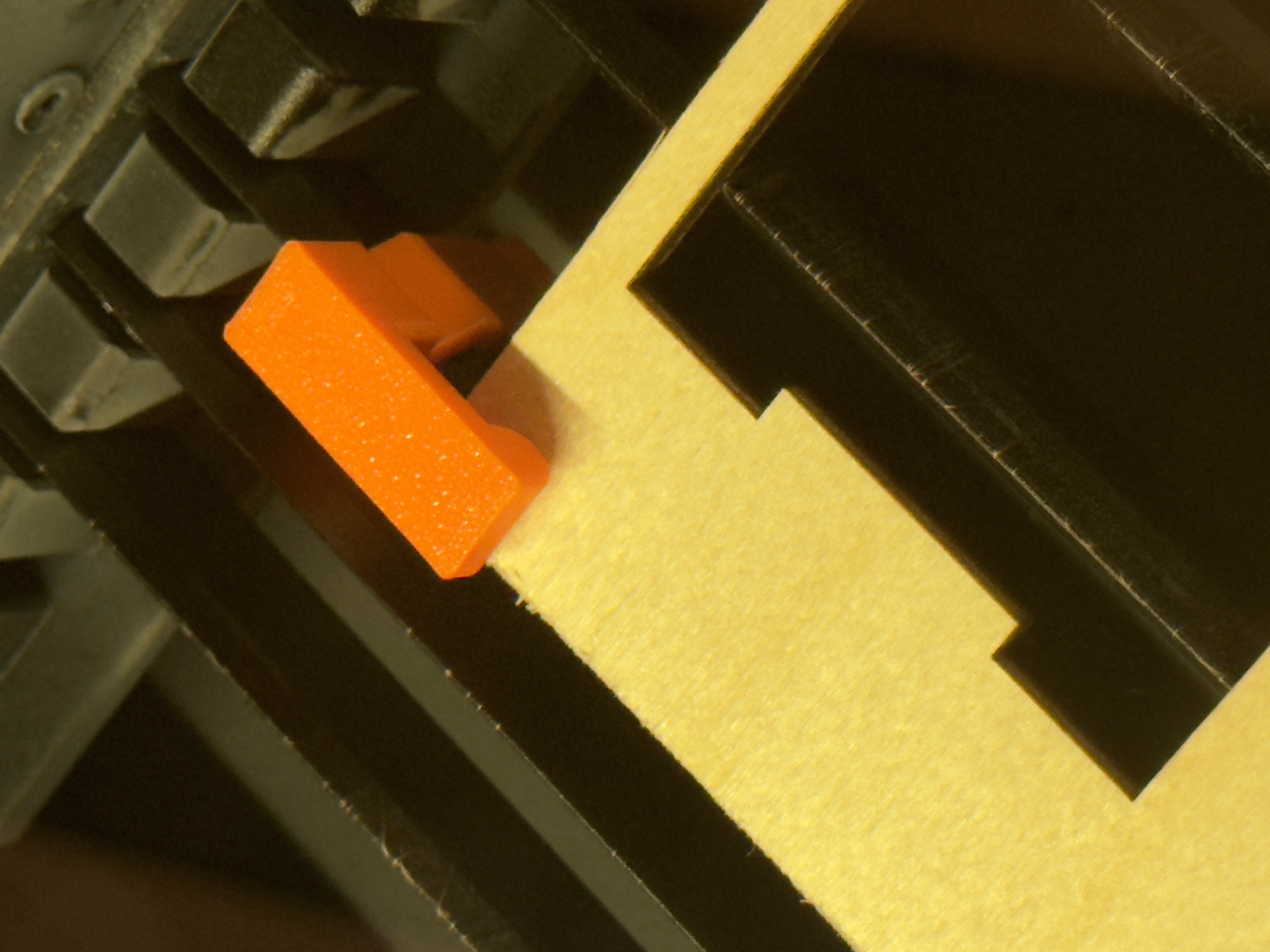 Kẹp Thanh Dao Máy Laser xTool P2