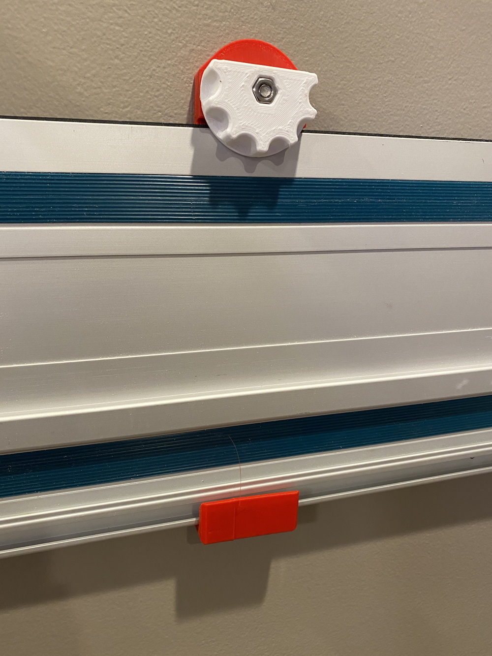 Kẹp Ray Dẫn Hướng Cho Máy Cưa Ray Makita / Festool