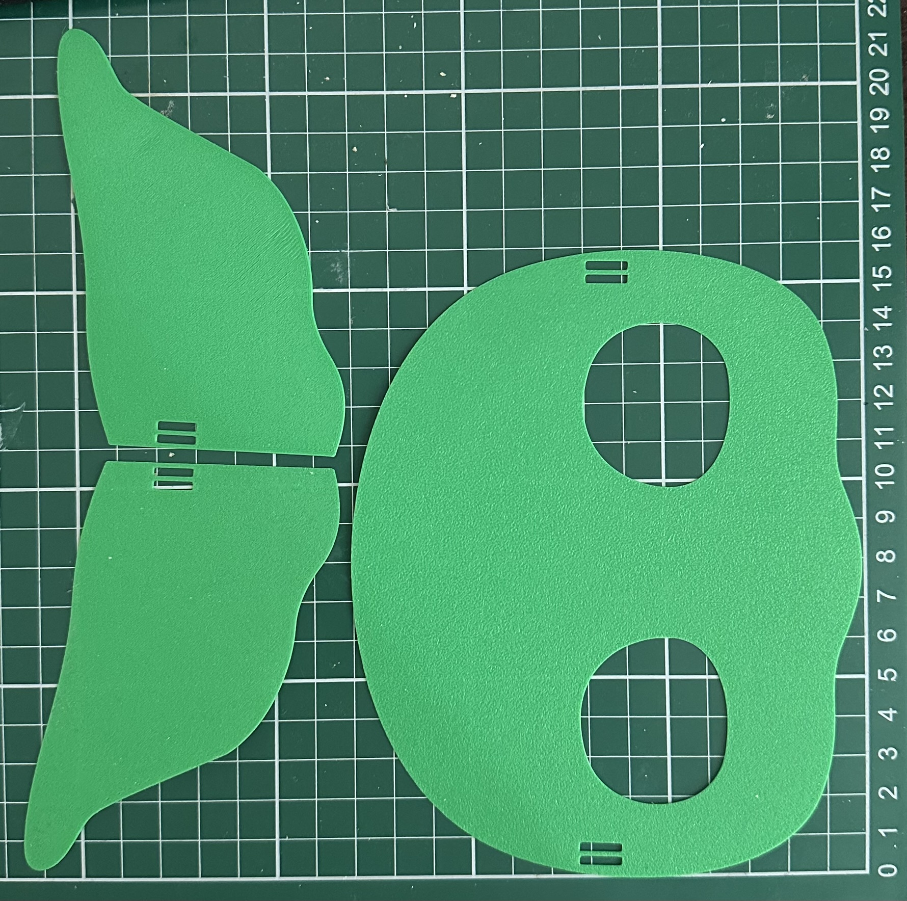 Mặt nạ Baby Yoda 2D có tai