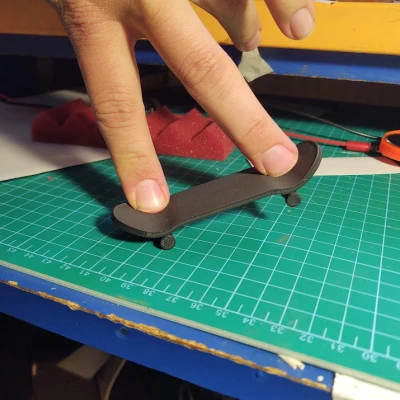 Ván Trượt Ngón Tay In Liền (PIP)