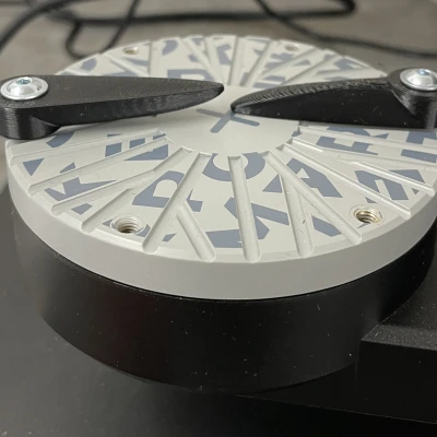 Kẹp Giữ Cho Bàn Xoay Đa Trục