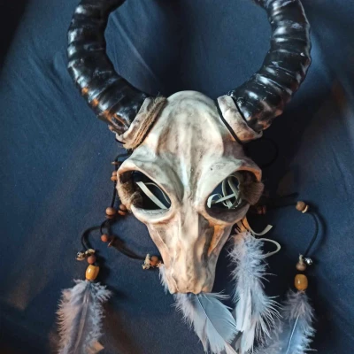 Mặt Nạ Đầu Dê