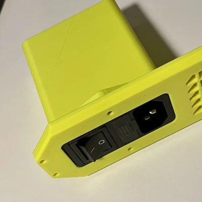 Đế gắn ổ cắm IEC C14 RatRig VCore 3 cho dòng Schaffner FN 284