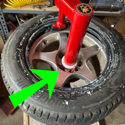 Nón Căn Giữa Cho Máy Thay Vỏ Xe Thủ Công