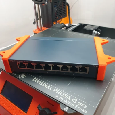 Giá đỡ bộ chuyển mạch Ethernet