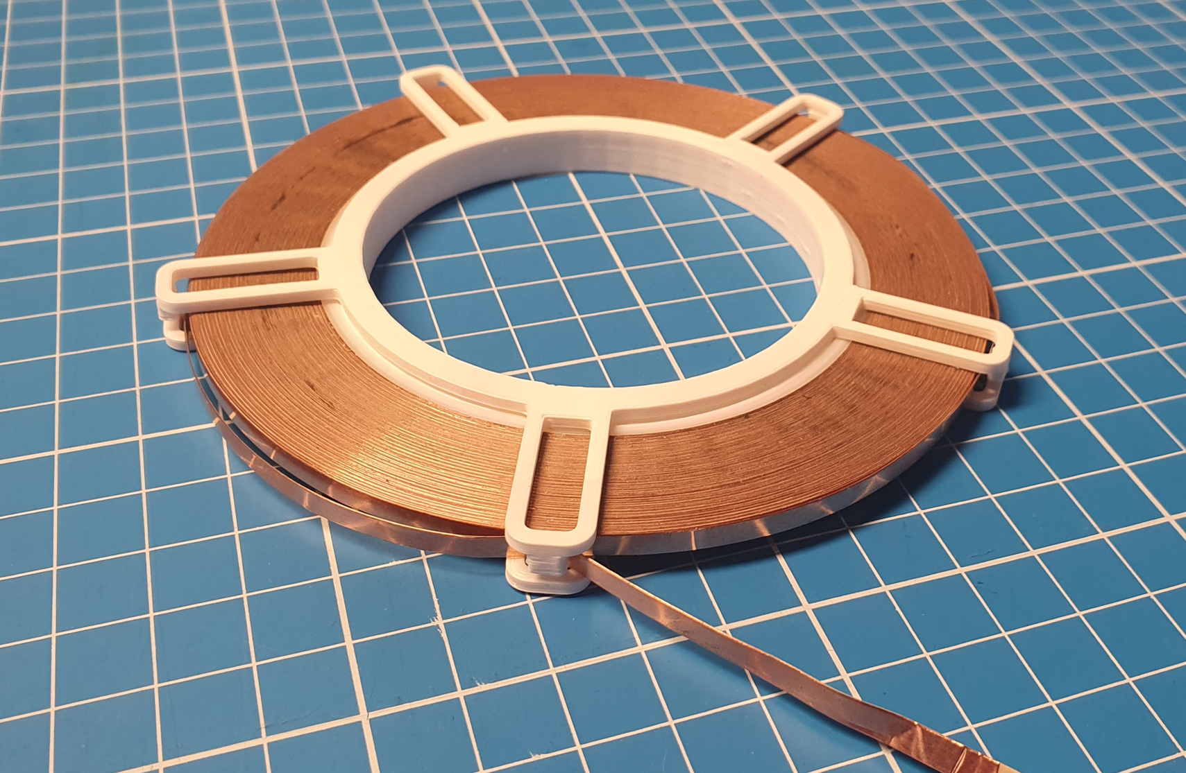 Giá đỡ cuộn giấy bạc 3 đến 6 mm