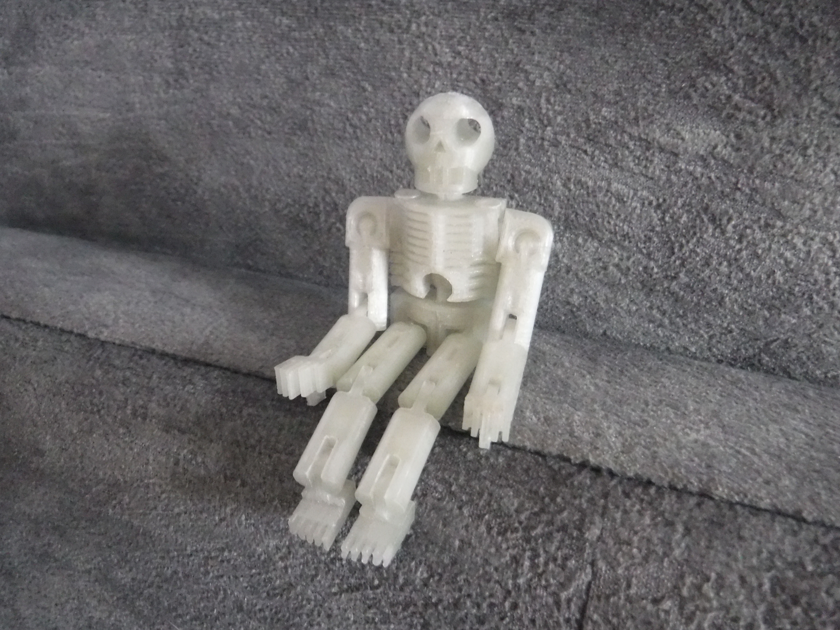 Flexy Skelly - Mô hình bộ xương vui nhộn