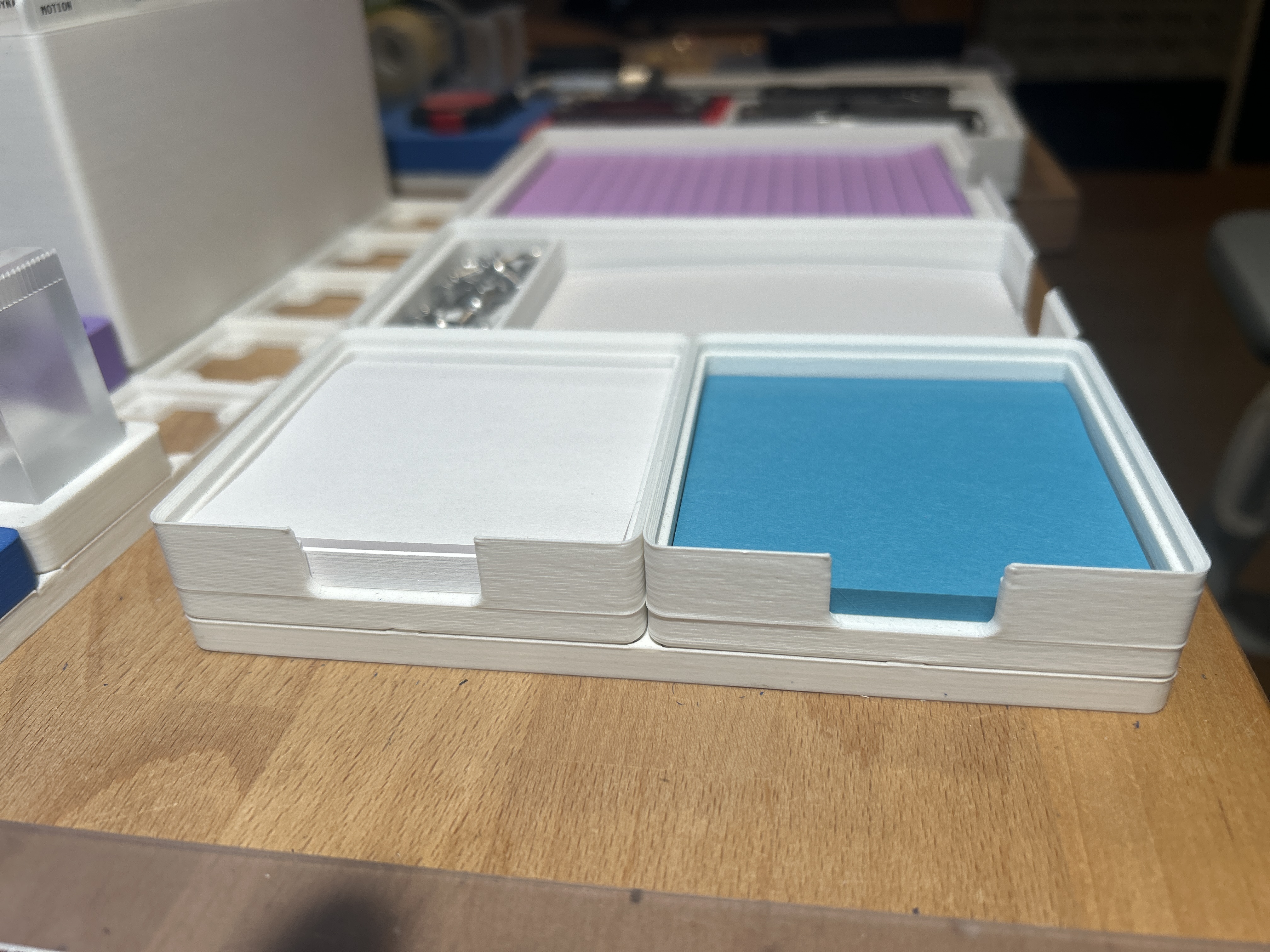 Kệ Giấy Ghi Chú / Post It Note Holder Chuẩn Gridfinity