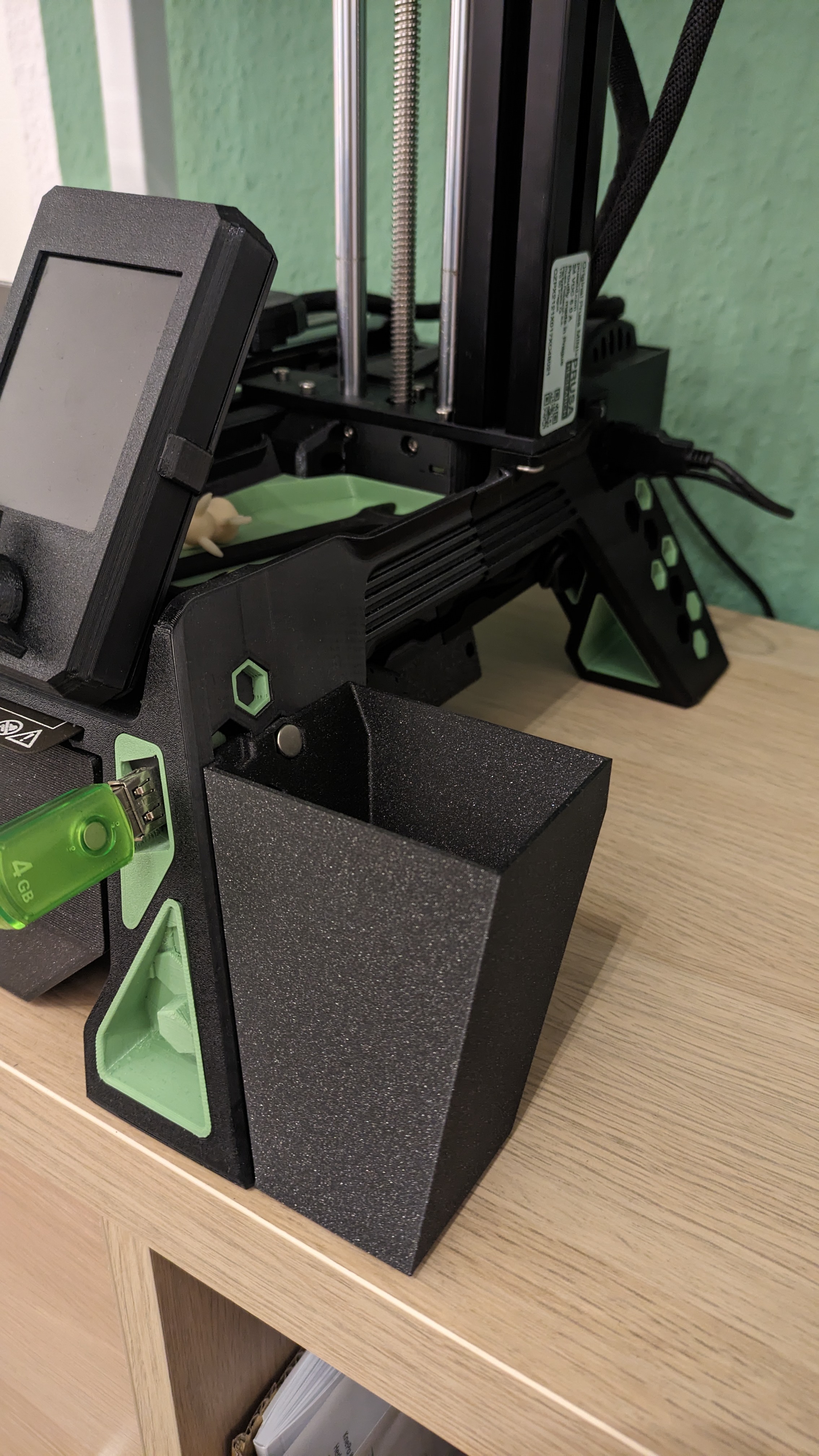 Thùng rác gắn cho chân đế Prusa Mini Base từ David Warboss