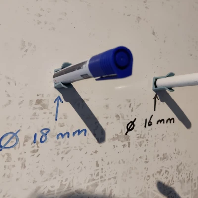 Kẹp Bút Viết Bảng Nam Châm