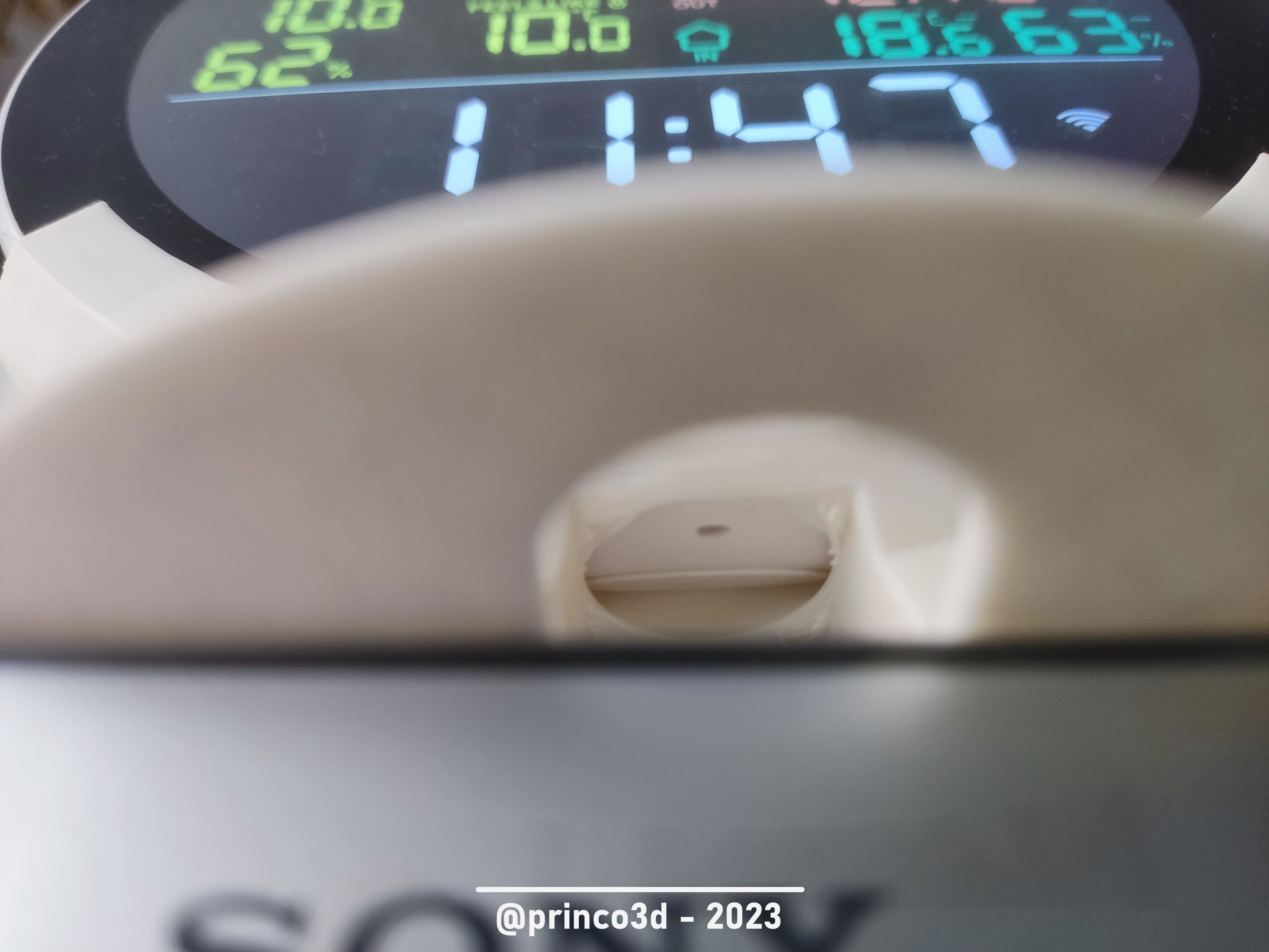 Giá đỡ trạm thời tiết Aliexpress