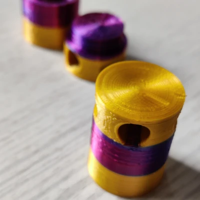 Mặt dây chuyền có hộp đựng