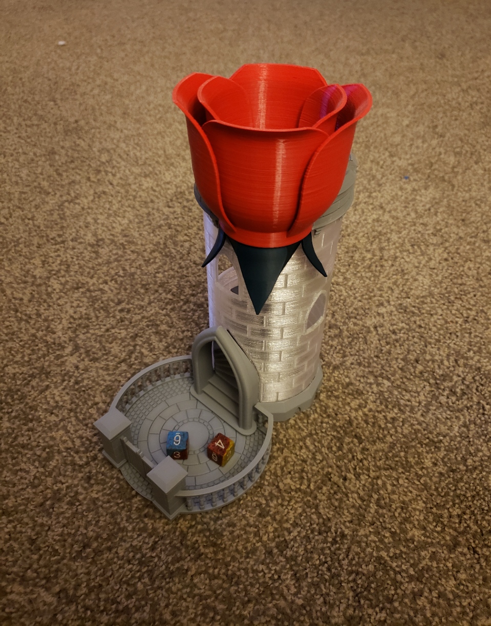 Thêm một Tháp Đổ Xúc Xắc Có Chóp Hoa Hồng