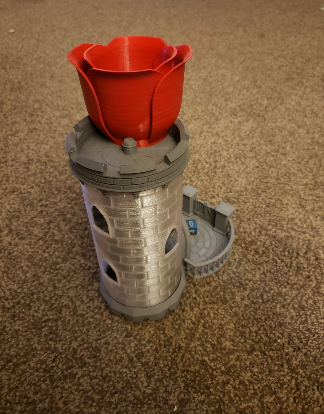 Thêm một Tháp Đổ Xúc Xắc Có Chóp Hoa Hồng