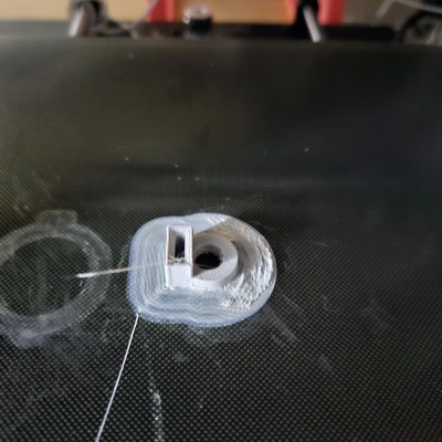 Kẹp Giữ Đầu Cắm Type C Có Vòng